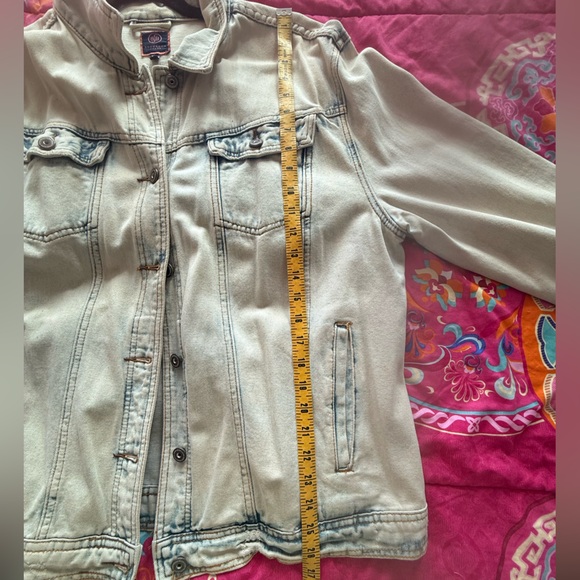 Graphic Denim Jacket with Pop Art Design - Picture 6 of 7